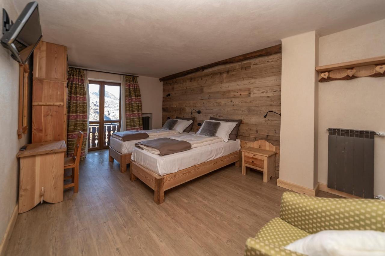 Hotel Stella Alpina Oulx Buitenkant foto