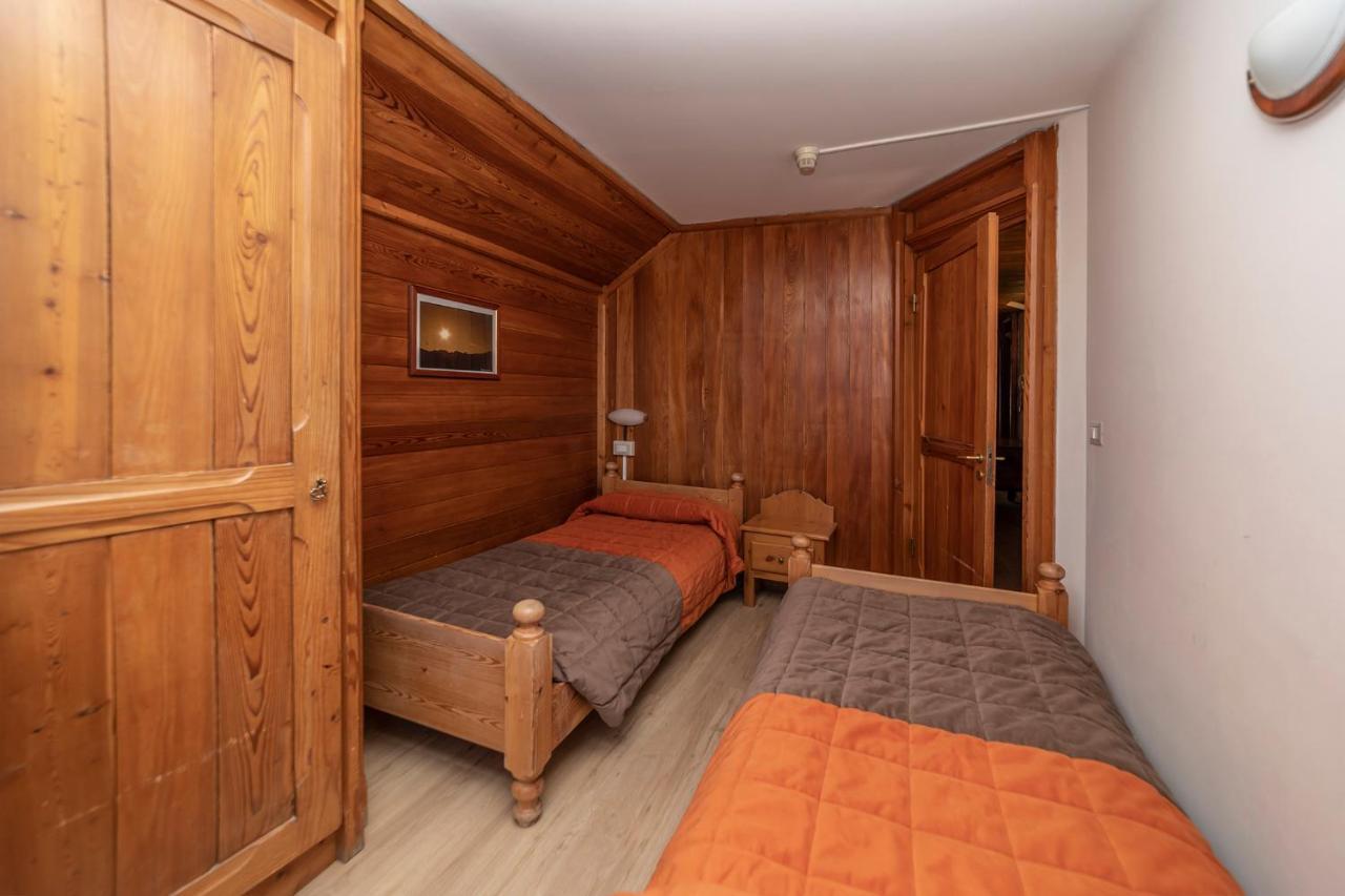 Hotel Stella Alpina Oulx Buitenkant foto