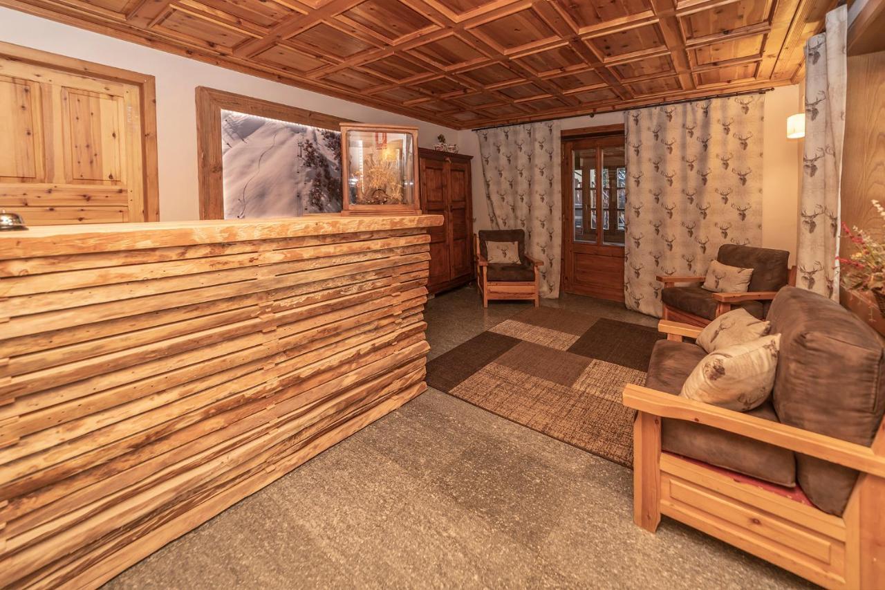 Hotel Stella Alpina Oulx Buitenkant foto
