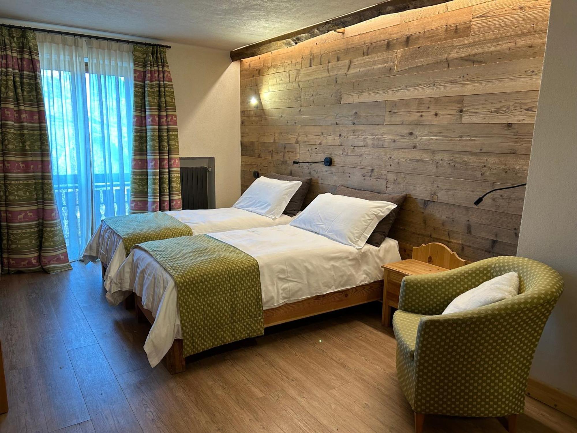 Hotel Stella Alpina Oulx Buitenkant foto