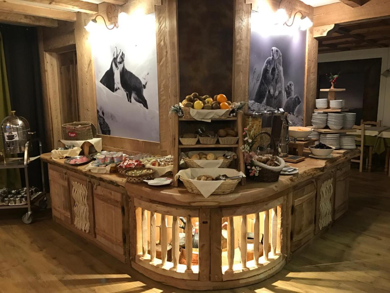 Hotel Stella Alpina Oulx Buitenkant foto